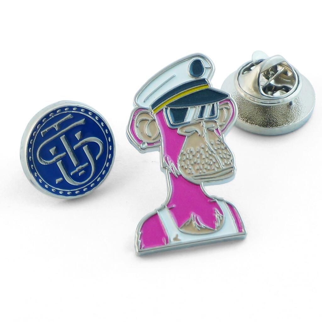 Odznak a pin